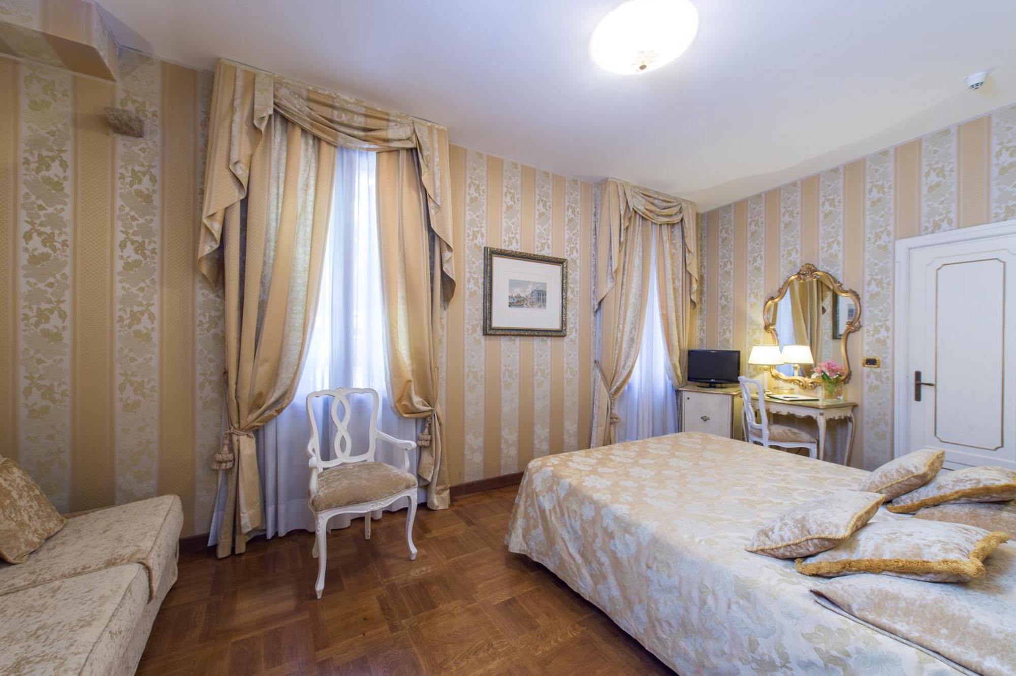 San Zaccaria 3* Venice